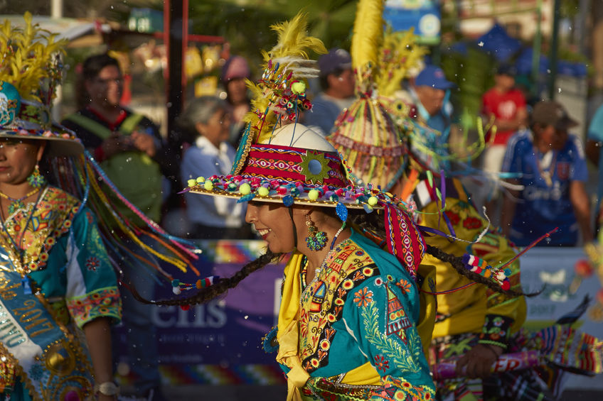 carnaval kleurrijk menlook